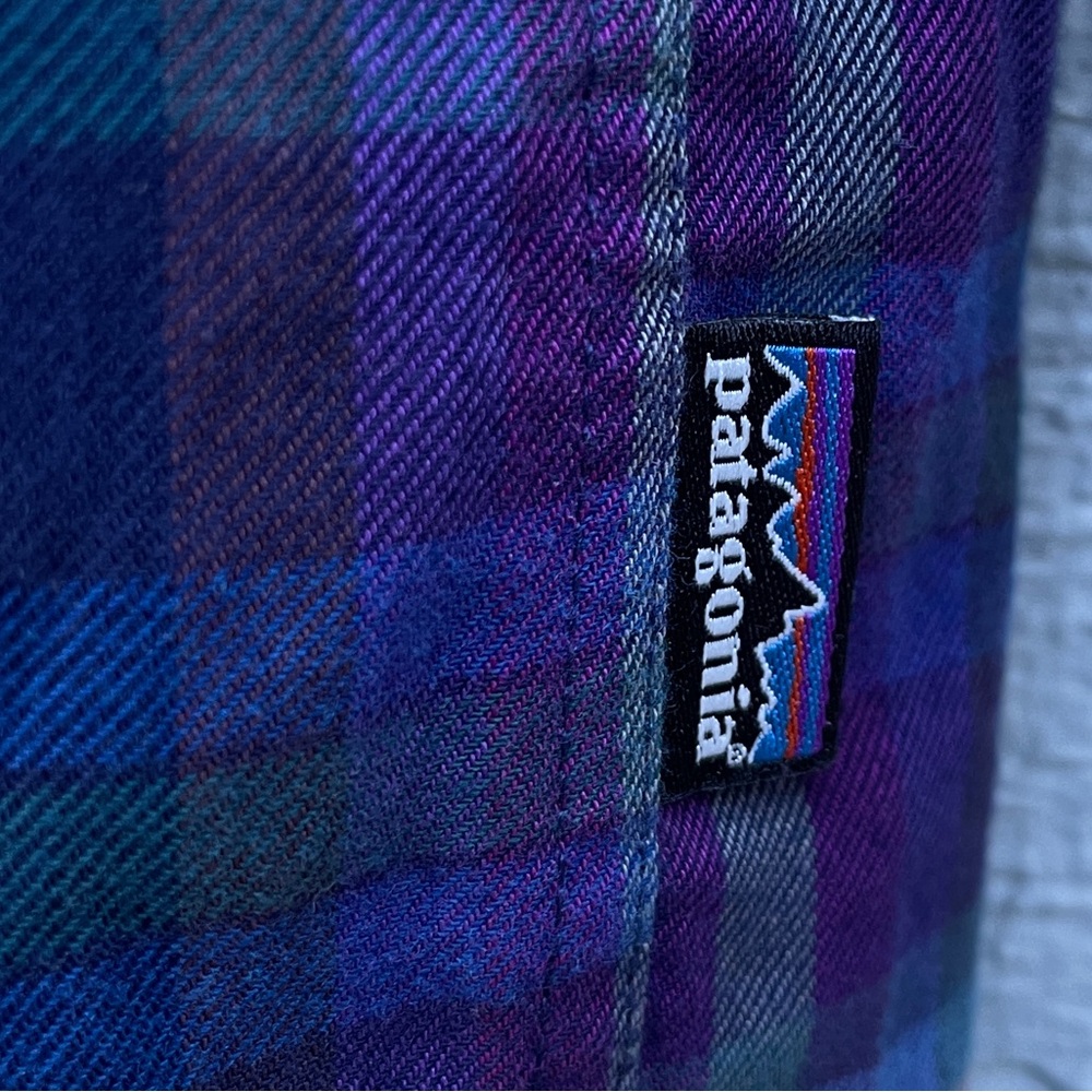 Patagonia Plaid Shirt, Men’s Size Medium, Cotton/Polyester Blend - Picture 2 of 4